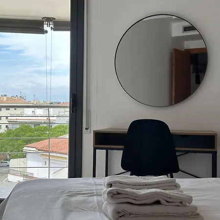 Duplex En Primera Linea De Playa Con Gran Terraza Y Piscina Comunitaria Roses Exterior photo