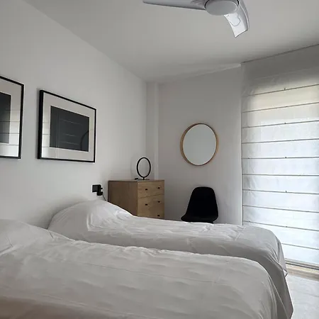 Duplex En Primera Linea De Playa Con Gran Terraza Y Piscina Comunitaria Roses Exterior photo